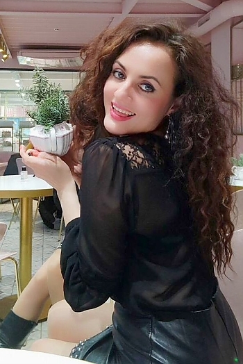 ID: 2395363,  Kristina, 42