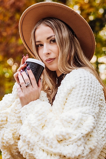 ID: 2395595,  Ruslana, 28