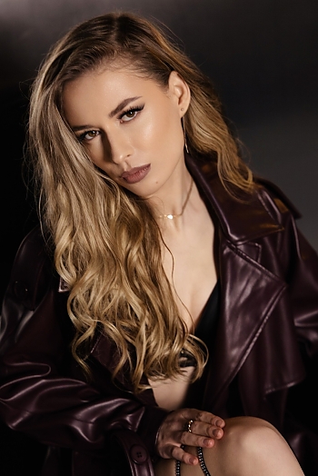 ID: 2395595,  Ruslana, 28