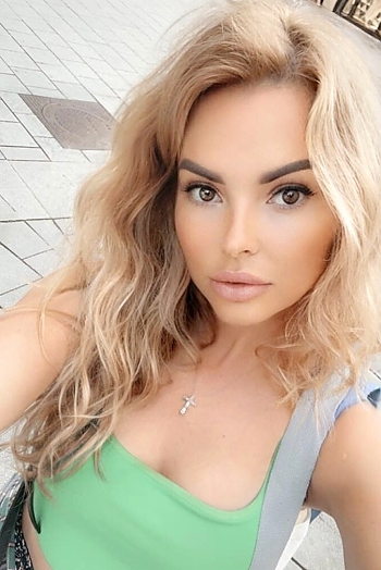 ID: 2396164,  Ksenia, 38