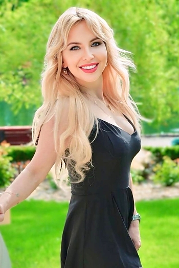 Olesia, 49 years old from Ukraine, Kyiv