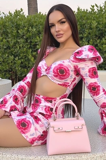 ID: 2396793,  Tetiana, 25