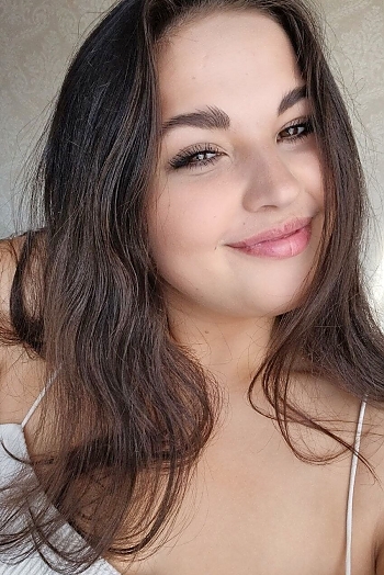 ID: 2397019,  Nataliia, 22