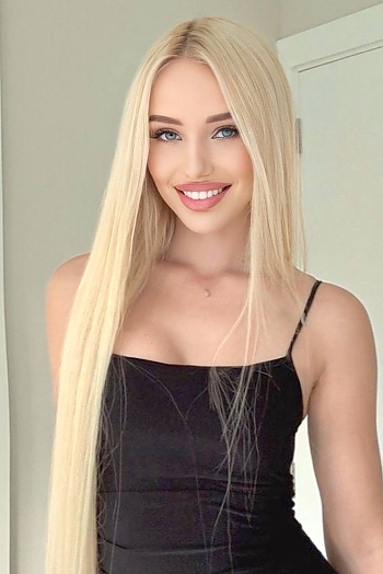 ID: 2397144,  Taisiia, 19