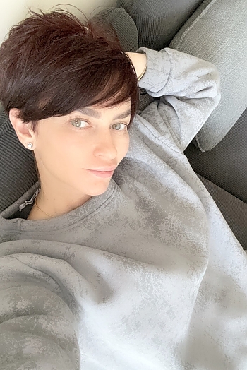ID: 2397237,  Tamara, 43