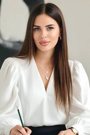 ID: 2397544,  Iryna, 32