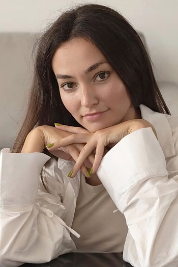 ID: 2398042,  Kateryna, 28