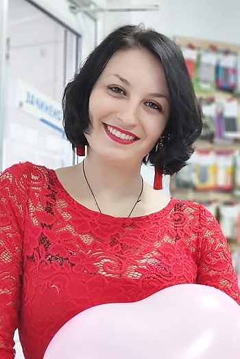 ID: 2398448,  Nadiia, 35