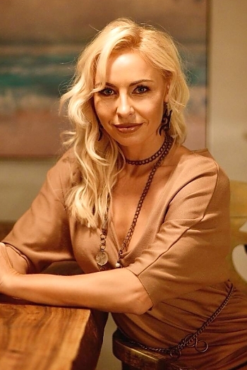 ID: 2398566,  Tetiana, 42