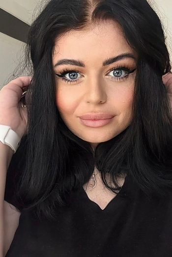 ID: 2398940,  Marta, 35