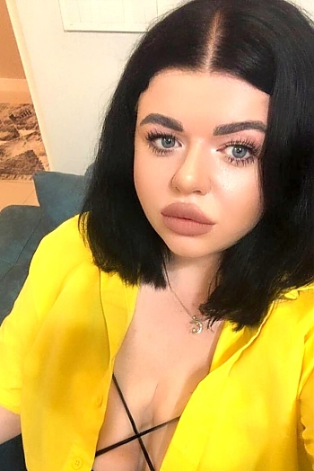 ID: 2398940,  Marta, 35