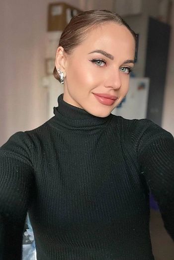 Yuliia, 33 years old from Ukraine, Odesa