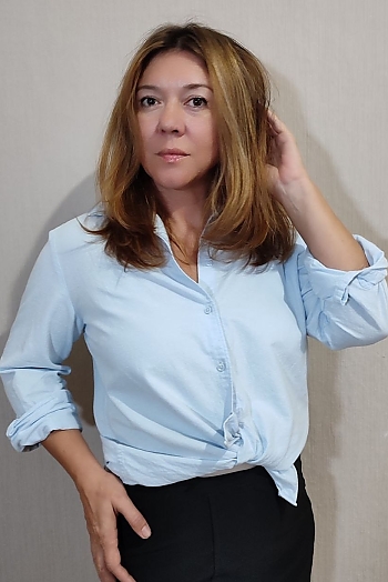 ID: 2401155,  Larisa, 48