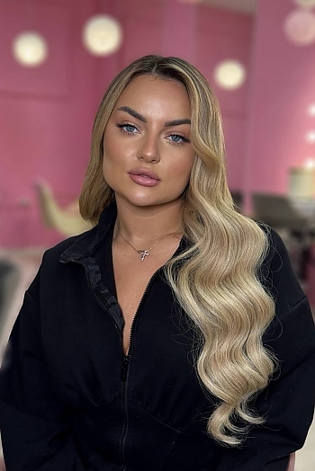 ID: 2401384,  Ivanna, 24