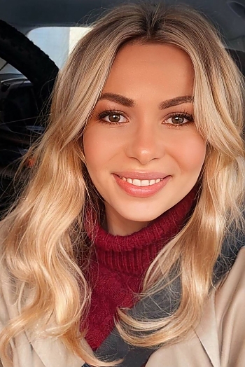 ID: 2402087,  Anastasiia, 34