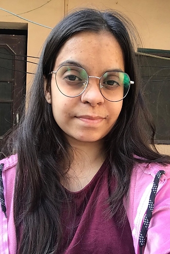 Vishakha, 20 years old from India, Jagādhri