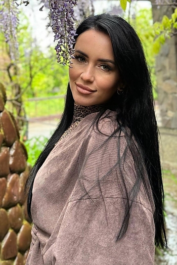 ID: 2403063,  Svitlana, 42