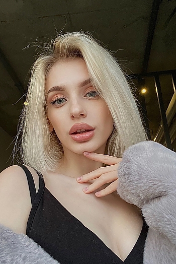 ID: 2403530,  Polina, 31