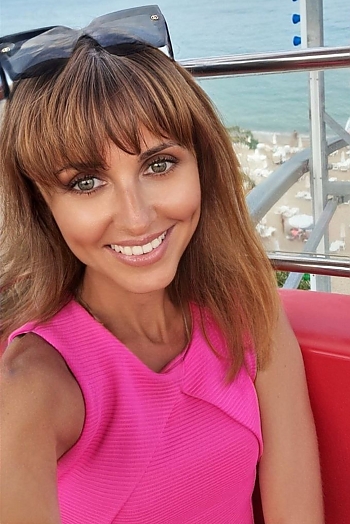 ID: 2404709,  Viktoriia, 31