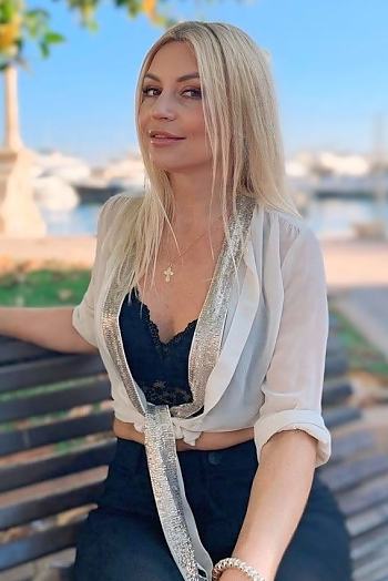 ID: 2405876,  Svitlana, 47