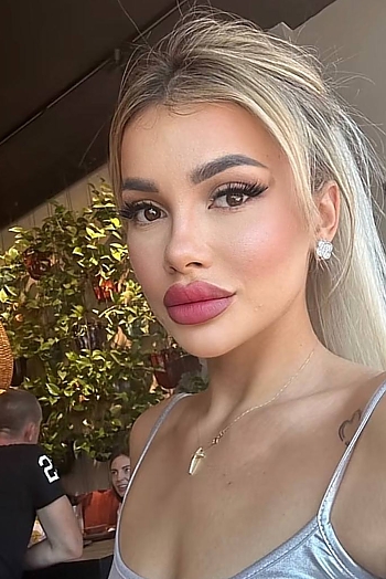 ID: 2406089,  Viktoriia, 28