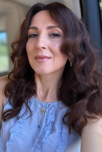 ID: 2406228,  Iryna, 47