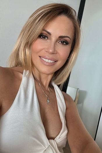 ID: 2406250,  Marina, 59