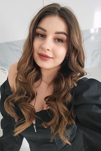 ID: 2406341,  Anastasiia, 29