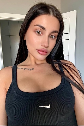 ID: 2408570,  Polina, 23