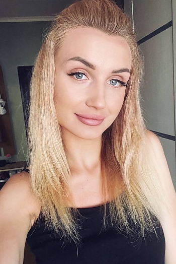 ID: 2412880,  Irina, 30