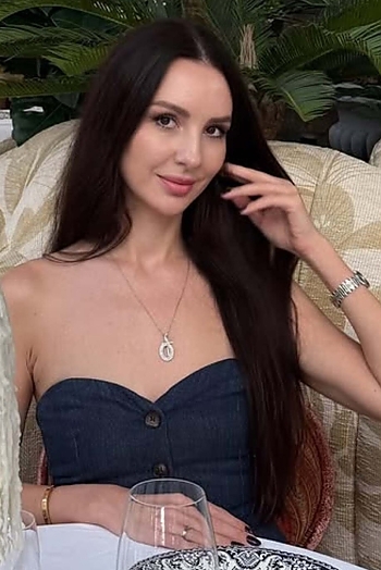 ID: 2416322,  Olga, 33