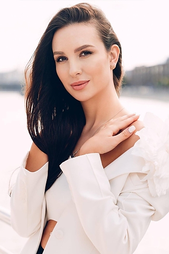 Olga, 34 years old from UAE, Dubai
