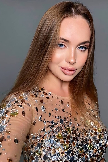 ID: 2417491,  Oleksandra, 25