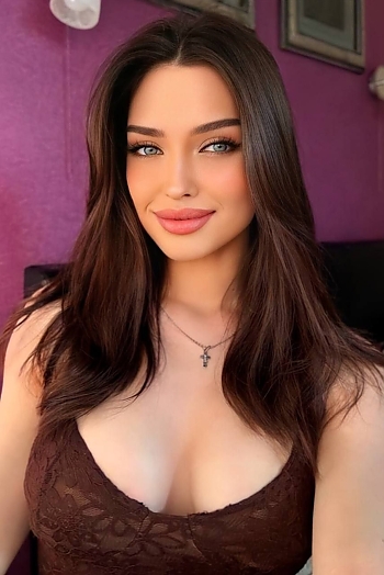 ID: 2418833,  Alina, 19