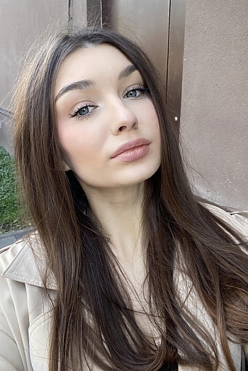 ID: 2419879,  Yuliia, 24