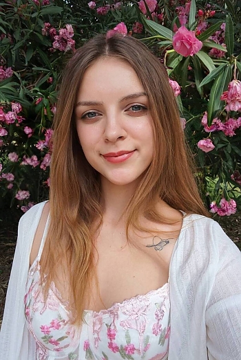 ID: 2422865,  Darya, 21