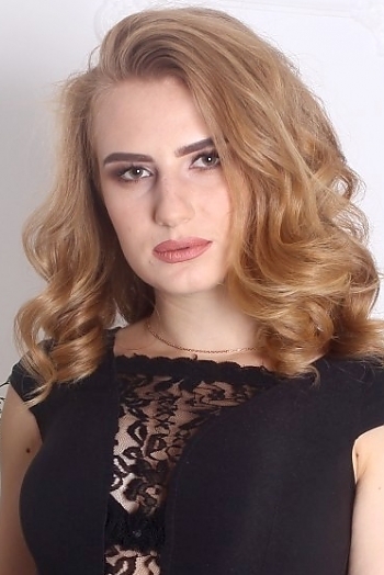 Elizabeth, 31 years old from Ukraine, Kyiv