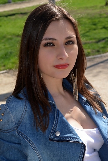 Inna, 28 years old from Ukraine, Kherson
