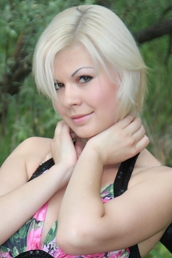 Elena, 33 years old from Ukraine, Nikolaev