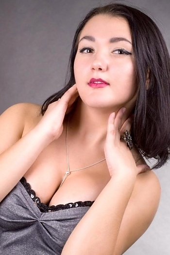 Anna, 29 years old from Ukraine, Nikopol