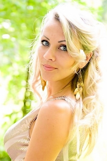 Anna, 39 years old from Ukraine, Chernivtsi