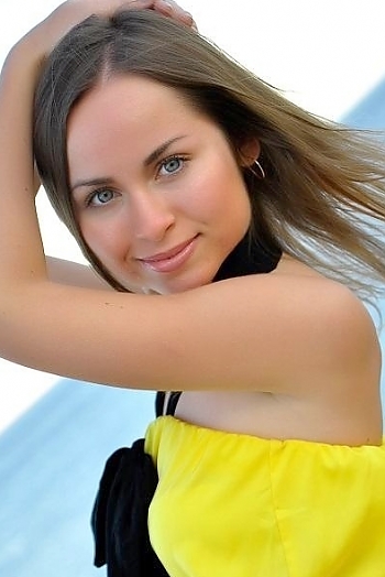 Olga, 31 years old from Ukraine, Chuguev