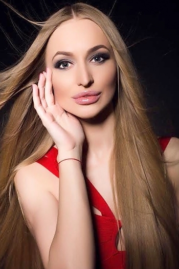Ekaterina, 33 years old from Ukraine, Kiev