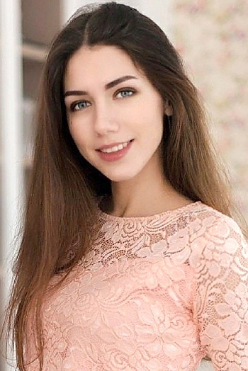 Olga, 27 years old from Ukraine, Kiev