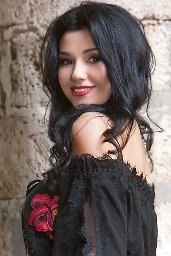 Valentina, 28 years old from Ukraine, Odesa
