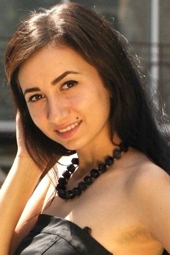 Vladislava, 29 years old from Ukraine, Kherson