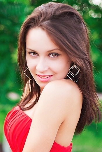Anna, 33 years old from Ukraine, Lugansk