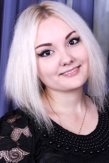 Anna, 28 years old from Ukraine, Kharkov