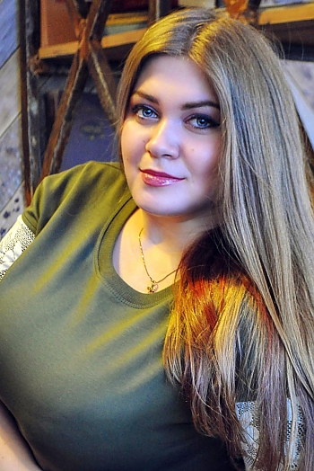 Oksana, 30 years old from Ukraine, Dnipro