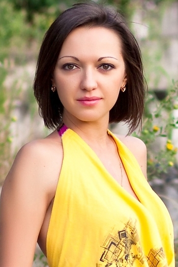 Ukrainian Single: Oksana brown eyes, 37 years old | ID665117